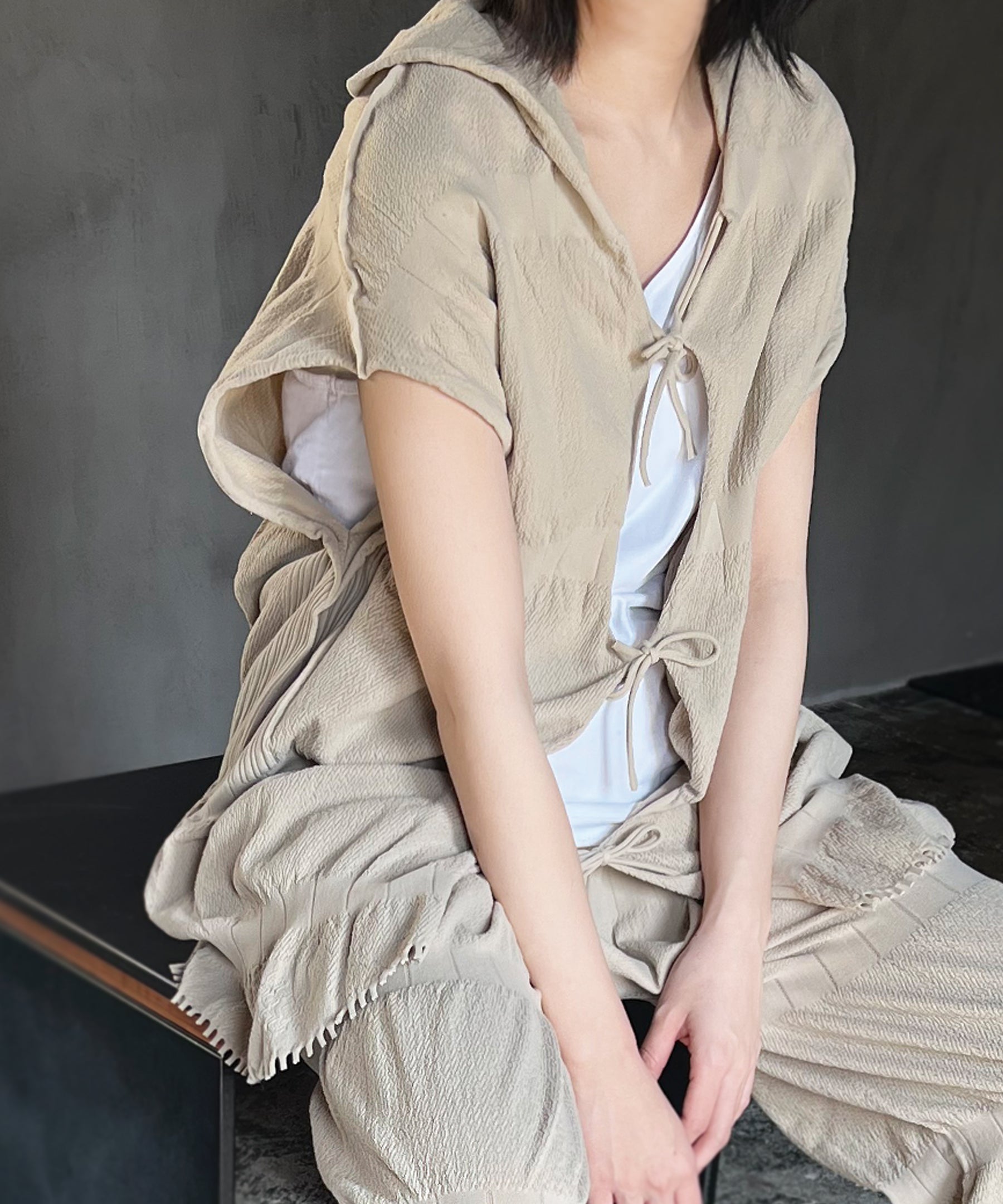 【 tri.R 】Fluffy form ribbon Vest / NAT11N-99/black-soft type main image 0