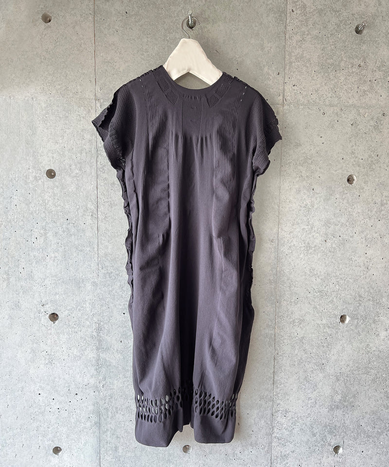 【 tri.R 】Impact hole Dress / NAO03N-95