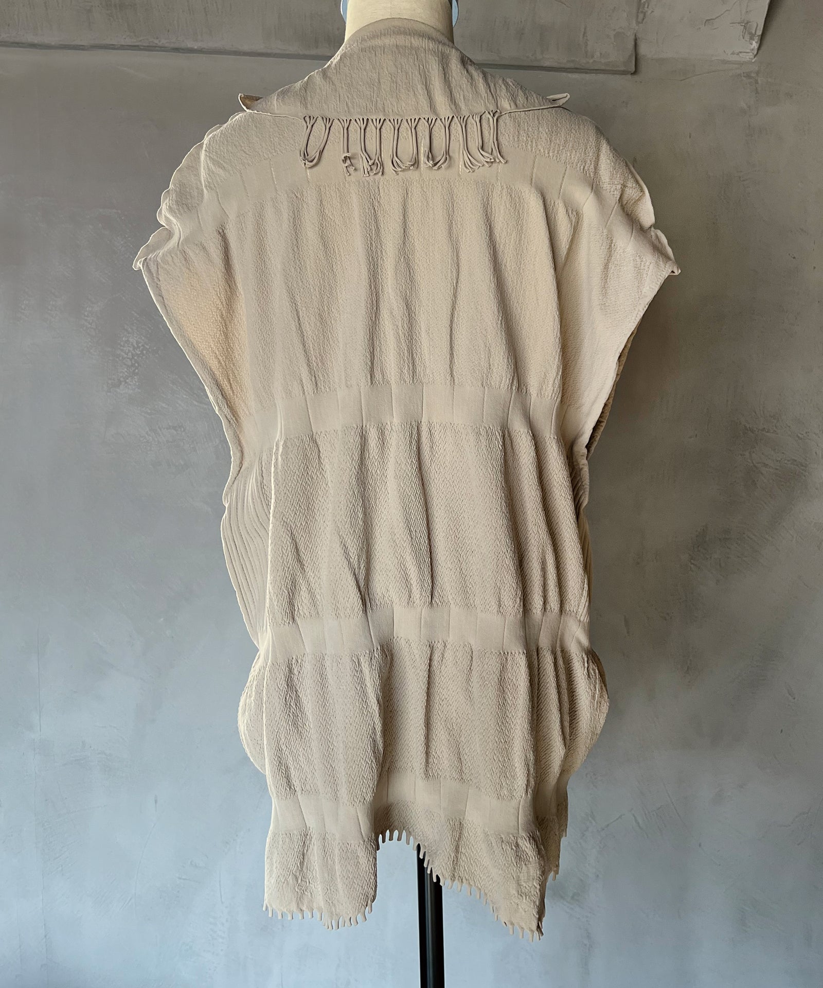 tri.R】Fluffy form wide Vest / NAT11N-10 – bec de nonnette ONLINE SHOP